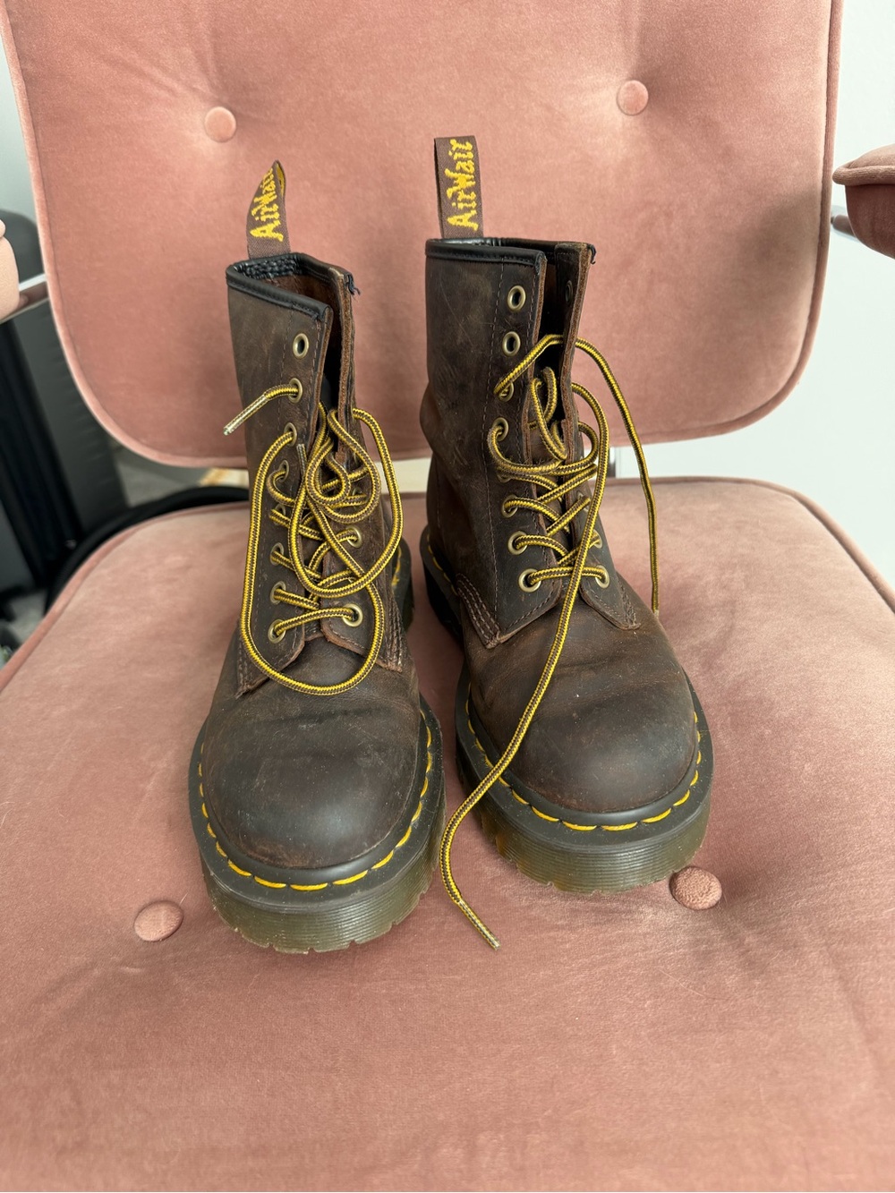 Dr. Martens 1460 crazy horse size 6